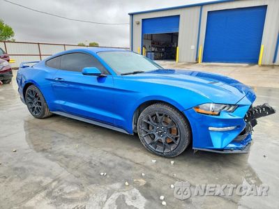 Czwarte zdjęcie samochodu z boku: 2019 FORD MUSTANG VIN:1FA6P8TH0K5168674 - miniatura