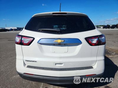 Zdjęcie 6 z 13 samochodu: 2017 CHEVROLET TRAVERSE LS VIN:1GNKRFEDXHJ312305 - miniatura