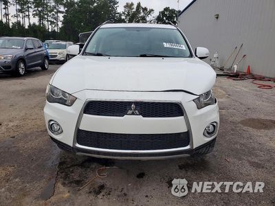Piąte zdjęcie samochodu w środku: 2013 MITSUBISHI OUTLANDER SE VIN:JA4AS3AW1DU014002 - miniatura