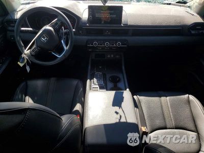 Zdjęcie 8 z 13 samochodu: 2025 HONDA PILOT VIN:5FNYG2H45SB022498 - miniatura