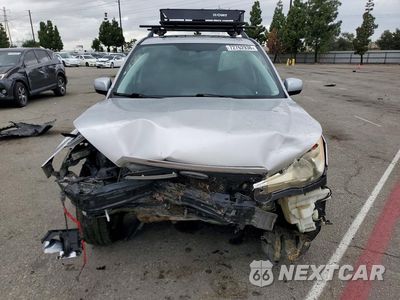Piąte zdjęcie samochodu w środku: 2014 SUBARU FORESTER 2.5I PREMIUM VIN:JF2SJAECXEH515872 - miniatura