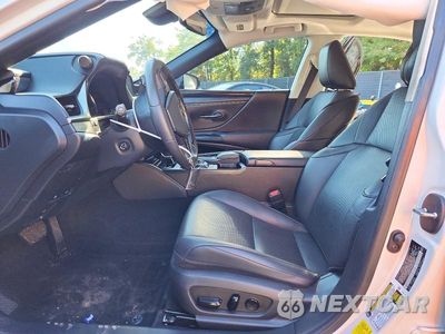 Zdjęcie 7 z 12 samochodu: 2021 LEXUS ES 300H VIN:58ADA1C15MU012902 - miniatura
