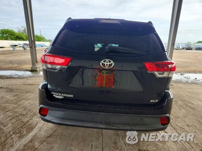 Zdjęcie 6 z 12 samochodu: 2019 TOYOTA HIGHLANDER XLE VIN:5TDKZRFH1KS334974 - miniatura