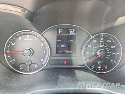 Zdjęcie 9 z 12 samochodu: 2018 KIA FORTE LX VIN:3KPFK4A71JE259533 - miniatura