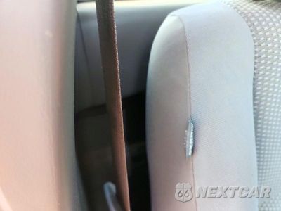 Zdjęcie 10 z 12 samochodu: 2011 TOYOTA TACOMA BASE VIN:5TFNX4CN2BX004836 - miniatura