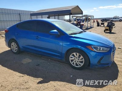 Czwarte zdjęcie samochodu z boku: 2017 HYUNDAI ELANTRA SE VIN:5NPD74LF9HH166519 - miniatura