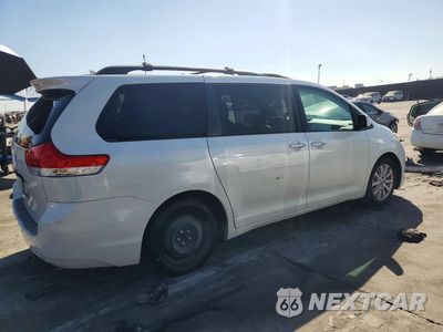 Trzecie zdjęcie samochodu z tyłu: 2011 TOYOTA SIENNA LIMITED 7-PASSENGER VIN:5TDYK3DC0BS092486 - miniatura