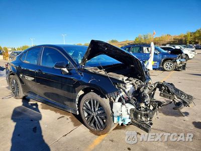 Czwarte zdjęcie samochodu z boku: 2025 TOYOTA CAMRY SE VIN:4T1DBADK3SU532315 - miniatura