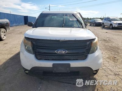 Piąte zdjęcie samochodu w środku: 2013 FORD EXPLORER POLICE INTERCEPTOR VIN:1FM5K8AR3DGA89826 - miniatura