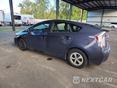 Drugie zdjęcie samochodu z przodu: 2015 TOYOTA PRIUS TWO VIN:JTDKN3DU0F1959300 - miniatura