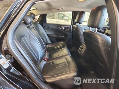 Zdjęcie 10 z 12 samochodu: 2015 CHRYSLER 200 C VIN:1C3CCCCB8FN545317 - miniatura