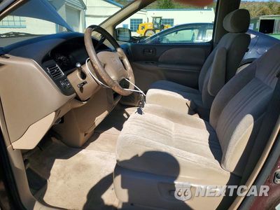 Zdjęcie 7 z 13 samochodu: 1998 TOYOTA SIENNA XLE VIN:4T3ZF13C0WU011974 - miniatura