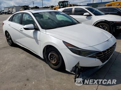 Czwarte zdjęcie samochodu z boku: 2021 HYUNDAI ELANTRA LIMITED VIN:5NPLP4AG1MH021430 - miniatura