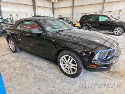 Czwarte zdjęcie samochodu z boku: 2005 FORD MUSTANG GT VIN:1ZVHT85H455226315 - miniatura