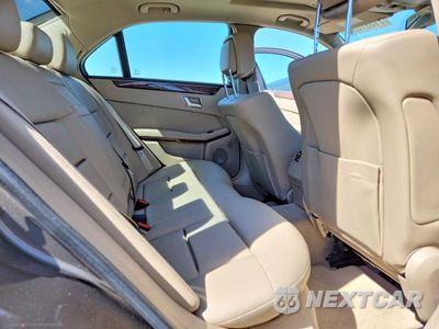 Zdjęcie 10 z 12 samochodu: 2012 MERCEDES-BENZ E 350 VIN:WDDHF5KB9CA554896 - miniatura
