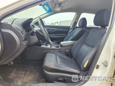 Zdjęcie 7 z 12 samochodu: 2017 NISSAN ALTIMA 2.5 S VIN:1N4AL3AP1HN320604 - miniatura