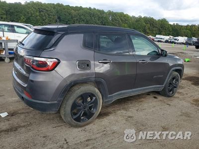 Trzecie zdjęcie samochodu z tyłu: 2020 JEEP COMPASS LATITUDE VIN:3C4NJCBBXLT205755 - miniatura