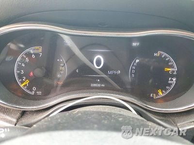 Zdjęcie 9 z 13 samochodu: 2014 JEEP GRAND CHEROKEE LIMITED VIN:1C4RJFBG9EC440290 - miniatura