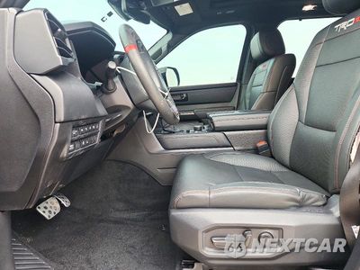 Zdjęcie 7 z 13 samochodu: 2025 TOYOTA SEQUOIA TRD PRO VIN:7SVAAABA5SX063236 - miniatura