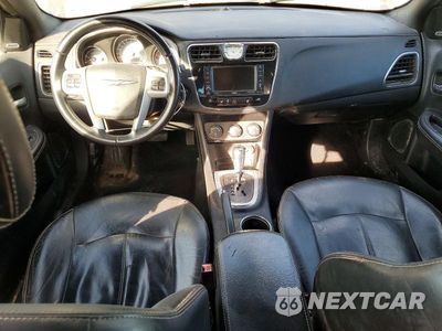 Zdjęcie 8 z 12 samochodu: 2013 CHRYSLER 200 LIMITED VIN:1C3CCBCG7DN527331 - miniatura