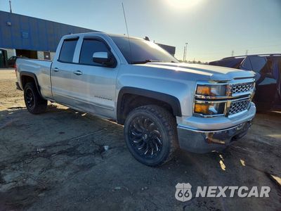 Czwarte zdjęcie samochodu z boku: 2015 CHEVROLET SILVERADO K1500 LT VIN:1GCVKREC8FZ148442 - miniatura