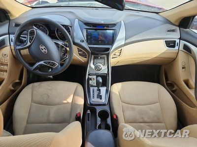 Zdjęcie 8 z 12 samochodu: 2013 HYUNDAI ELANTRA GLS VIN:KMHDH4AE4DU541431 - miniatura