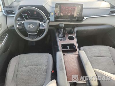 Zdjęcie 8 z 12 samochodu: 2021 TOYOTA SIENNA LE VIN:5TDBSKFC5MS010364 - miniatura