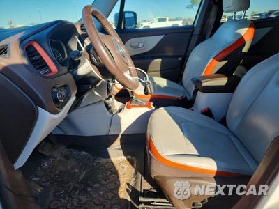 Zdjęcie 7 z 13 samochodu: 2017 JEEP RENEGADE LIMITED VIN:ZACCJBDB6HPG10881 - miniatura