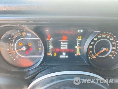 Zdjęcie 9 z 12 samochodu: 2025 JEEP GLADIATOR SPORT VIN:1C6PJTAG5SL542311 - miniatura