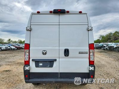 Zdjęcie 6 z 13 samochodu: 2023 RAM PROMASTER 2500 DELIVERY VAN VIN:3C6LRVDG1PE510664 - miniatura