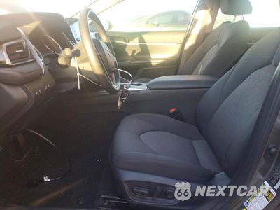 Zdjęcie 7 z 12 samochodu: 2023 TOYOTA CAMRY LE VIN:4T1C11AK9PU791871 - miniatura