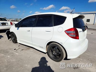 Drugie zdjęcie samochodu z przodu: 2013 HONDA FIT SPORT VIN:JHMGE8H51DC043943 - miniatura