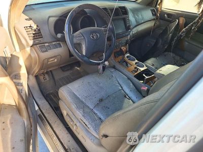 Zdjęcie 8 z 12 samochodu: 2010 TOYOTA HIGHLANDER HYBRID LIMITED VIN:JTEJW3EHXA2041434 - miniatura