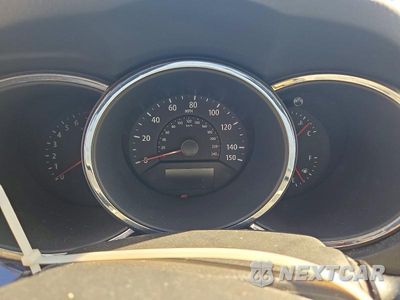 Zdjęcie 9 z 13 samochodu: 2011 KIA SORENTO EX VIN:5XYKUDA27BG151760 - miniatura