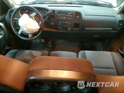Zdjęcie 8 z 13 samochodu: 2013 CHEVROLET SILVERADO K1500 LT VIN:1GCRKSE73DZ379824 - miniatura