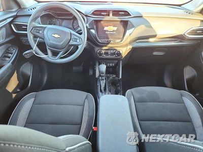 Zdjęcie 8 z 14 samochodu: 2023 CHEVROLET TRAILBLAZER LT VIN:KL79MPSL5PB133019 - miniatura