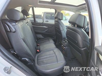 Zdjęcie 11 z 13 samochodu: 2015 BMW X5 XDRIVE35I VIN:5UXKR0C56F0P12574 - miniatura