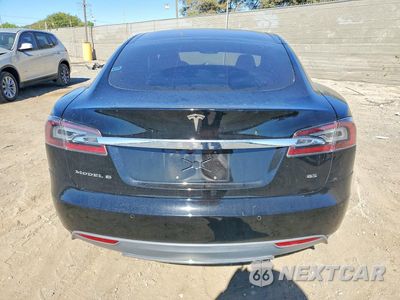 Zdjęcie 6 z 12 samochodu: 2014 TESLA MODEL S VIN:5YJSA1H10EFP51634 - miniatura