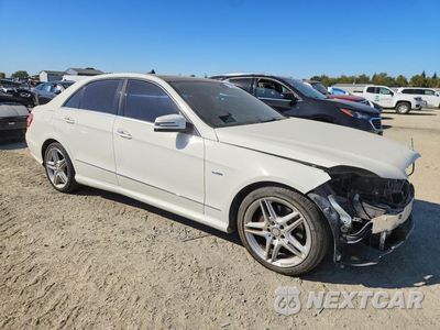 Czwarte zdjęcie samochodu z boku: 2012 MERCEDES-BENZ E 350 VIN:WDDHF5KB3CA645324 - miniatura