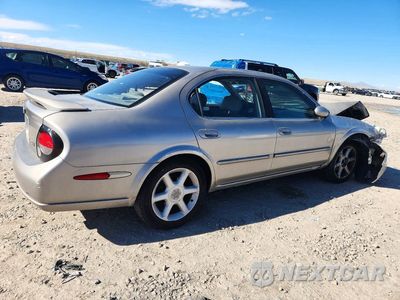 Trzecie zdjęcie samochodu z tyłu: 2001 NISSAN MAXIMA GXE VIN:JN1CA31D11T624888 - miniatura