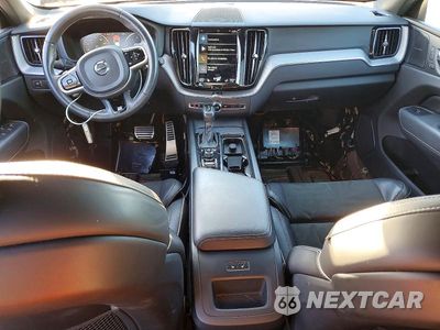 Zdjęcie 8 z 14 samochodu: 2019 VOLVO XC60 T6 R-DESIGN VIN:YV4A22RM9K1347661 - miniatura
