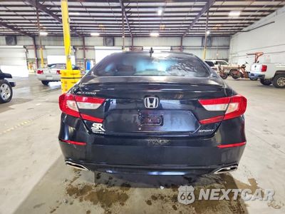 Zdjęcie 6 z 12 samochodu: 2018 HONDA ACCORD SPORT VIN:1HGCV1F39JA025644 - miniatura