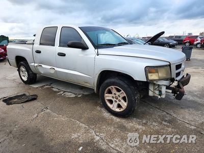 Czwarte zdjęcie samochodu z boku: 2011 DODGE DAKOTA SLT VIN:1D7RE3GK4BS676191 - miniatura