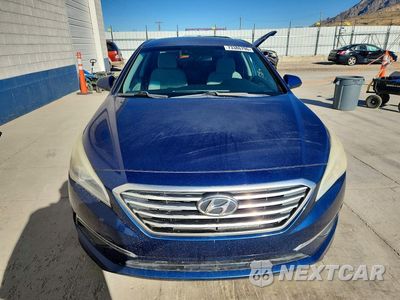 Piąte zdjęcie samochodu w środku: 2015 HYUNDAI SONATA SE VIN:5NPE24AF6FH200970 - miniatura