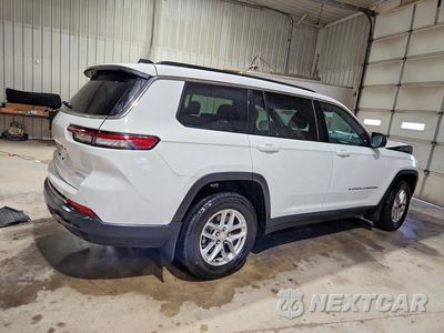 Trzecie zdjęcie samochodu z tyłu: 2025 JEEP GRAND CHEROKEE L LAREDO VIN:1C4RJKAG8S8751069 - miniatura