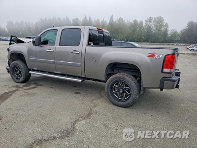 Drugie zdjęcie samochodu z przodu: 2013 GMC SIERRA K2500 DENALI VIN:1GT125E83DF155090 - miniatura