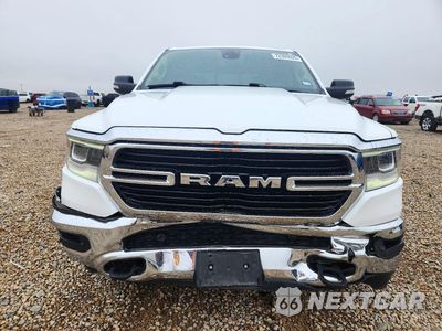 Piąte zdjęcie samochodu w środku: 2020 RAM 1500 BIG HORN/LONE STAR VIN:1C6SRFFT9LN109641 - miniatura