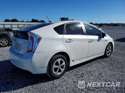 Trzecie zdjęcie samochodu z tyłu: 2015 TOYOTA PRIUS THREE VIN:JTDKN3DU1F0430640 - miniatura