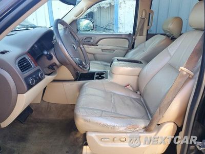 Zdjęcie 7 z 13 samochodu: 2011 CHEVROLET TAHOE K1500 LT VIN:1GNSKBE0XBR383684 - miniatura