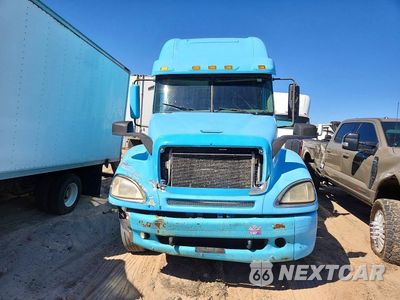 Piąte zdjęcie samochodu w środku: 2006 FREIGHTLINER CONVENTIONAL COLUMBIA VIN:1FUJA6CK56PN67928 - miniatura
